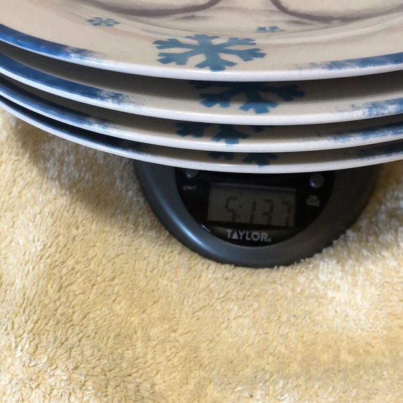 My Christmas 10.5” Snowman Stoneware set of four Dinner Plates - Picture 4 of 4